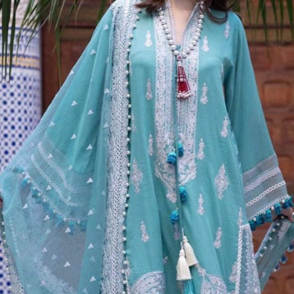 Pakistani Designer Dress 3Pc - Picture 2 of 7